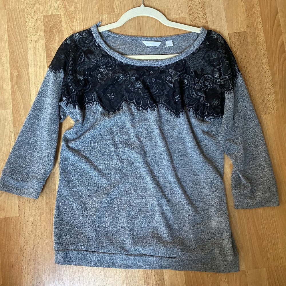 Lace Top New York and Company Size Small